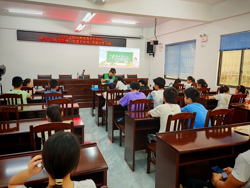 �������ϻ��ֵ����壺������������壬�ػ������ഺ��