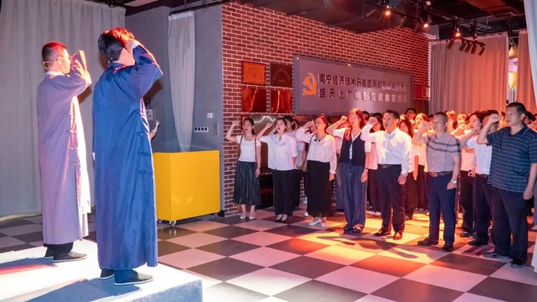 ���ݴ�ѧ�������ѧԺ